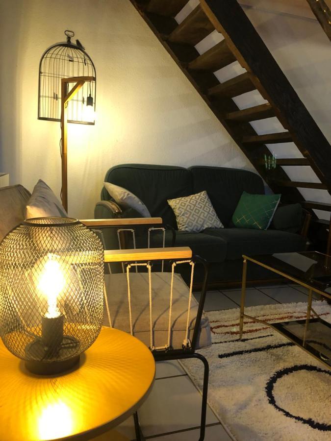 Gite A La Ferme Chaleureux Avec Cheminee Preveranges Exterior foto